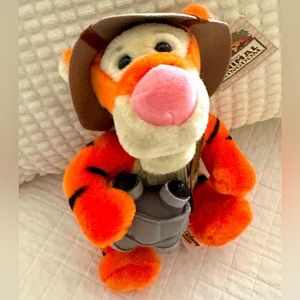 Walt Disney World SAFARI TIGGER 8" Stuffed Animal Plush Winnie The Pooh NEW